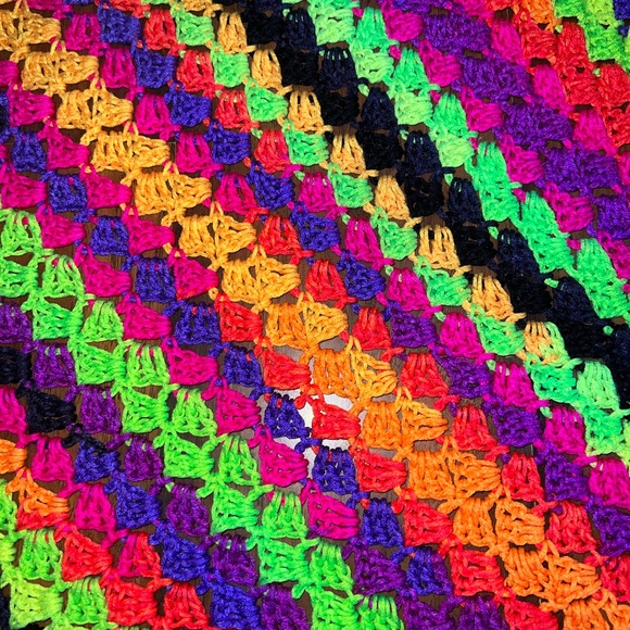 Retro Crochet Bright Rainbow Blanket/Throw - Picture 5 of 6